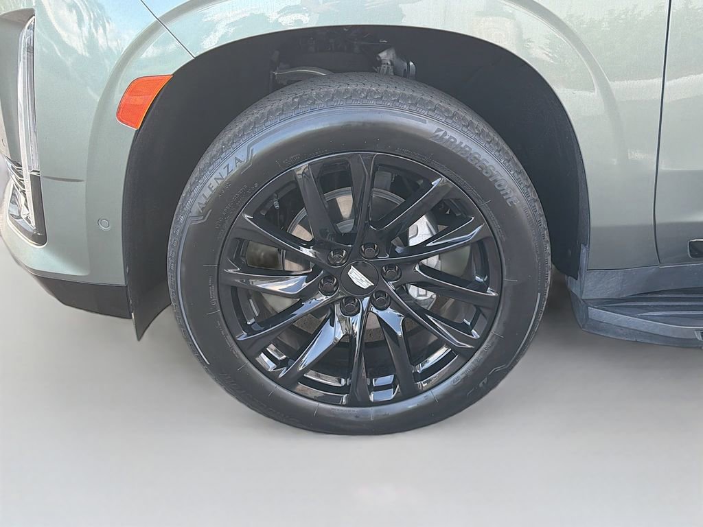 Certified 2023 Cadillac Escalade Sport w/ LPO, ONYX Package AWD/4WD image 44