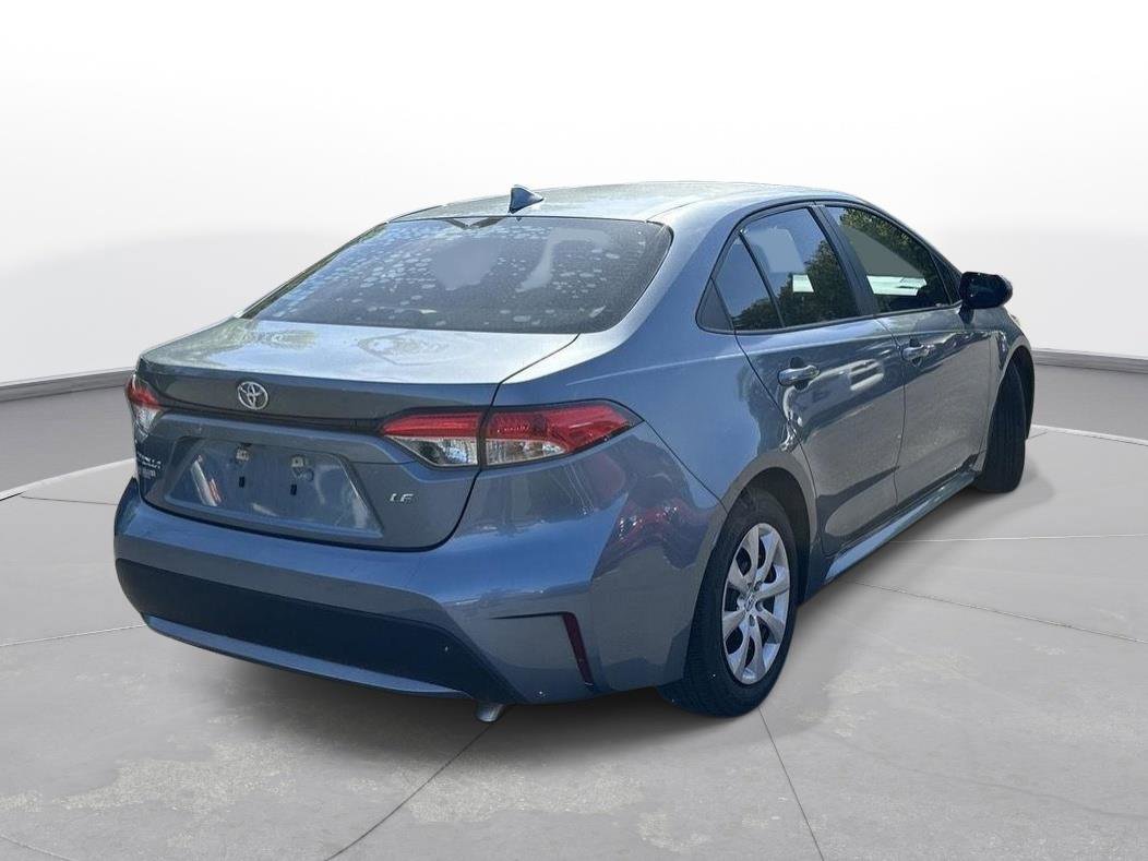 Used 2021 Toyota Corolla LE image 6