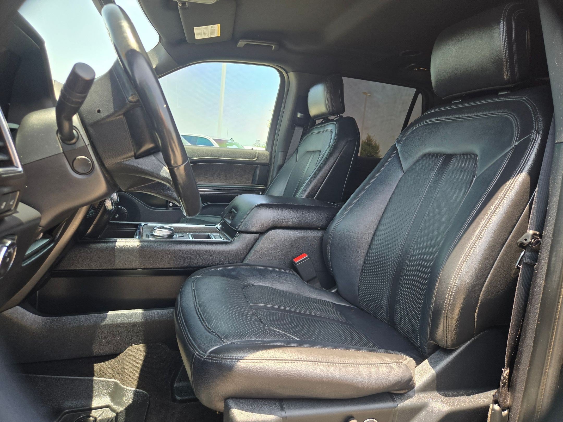 Used 2018 Ford Expedition Limited w/ Driver Assistance Package RWD image 10
