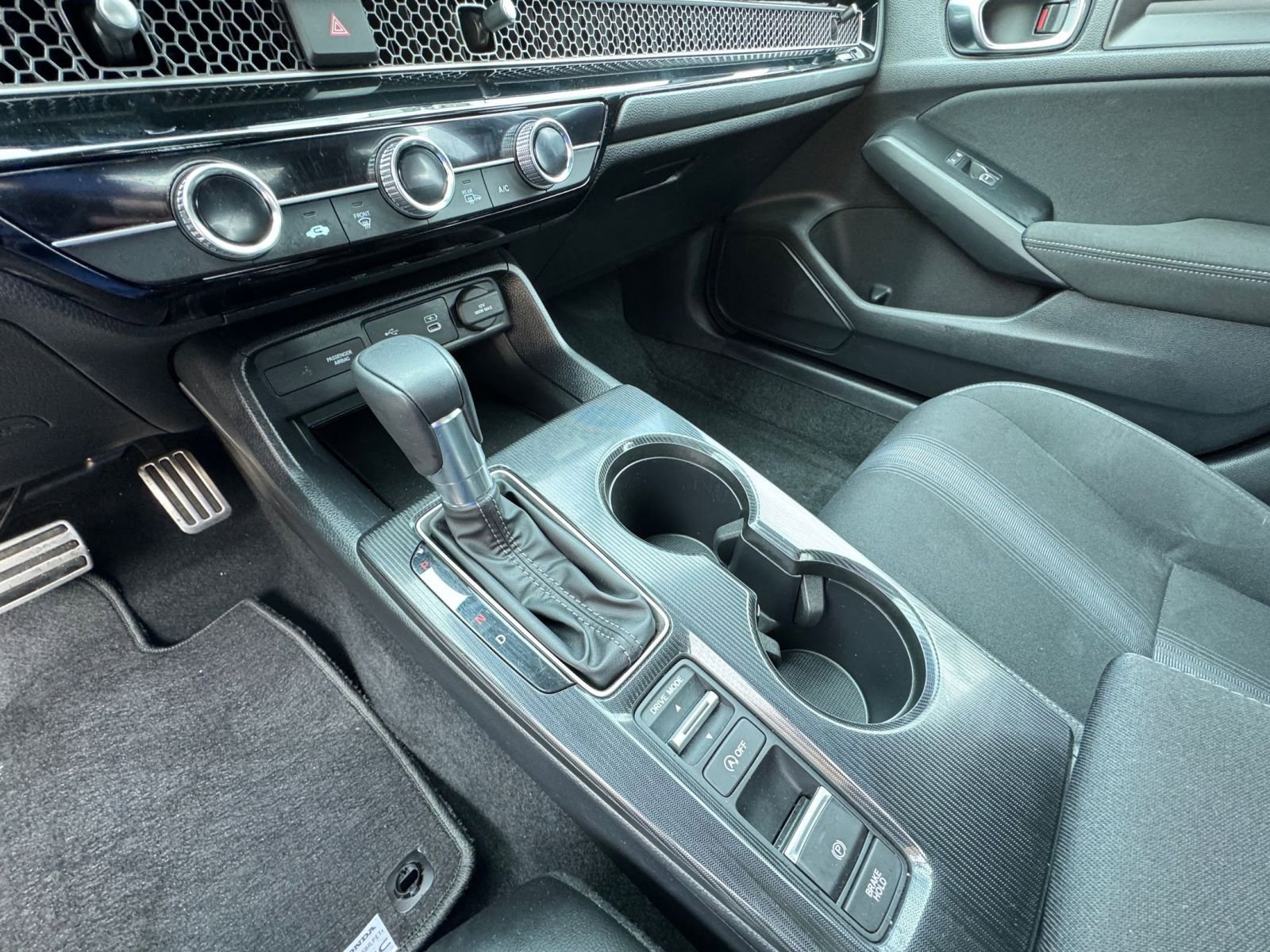 Used 2025 Honda Civic Sport image 39