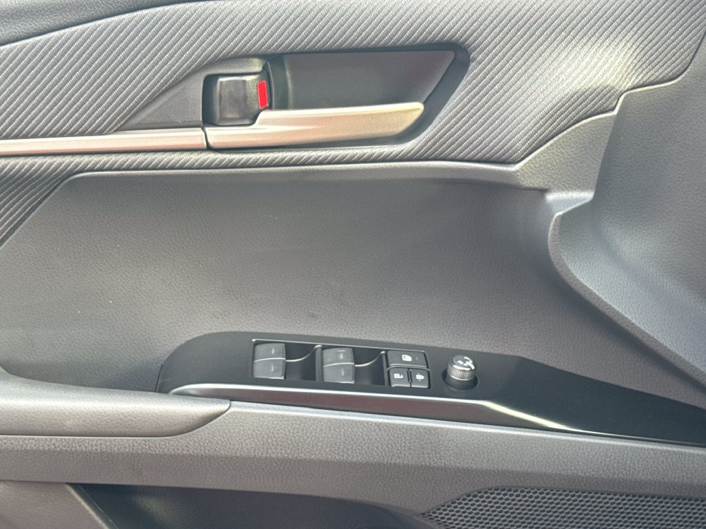 New 2026 Toyota Camry SE AWD/4WD image 31