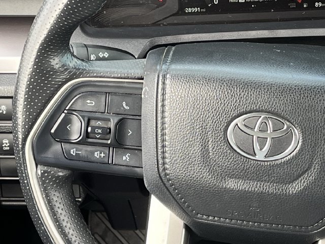 Used 2025 Toyota 4Runner SR5 RWD image 12