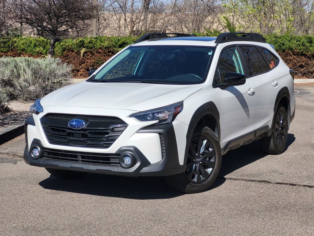 Used 2025 Subaru Outback Onyx Edition AWD/4WD image 1