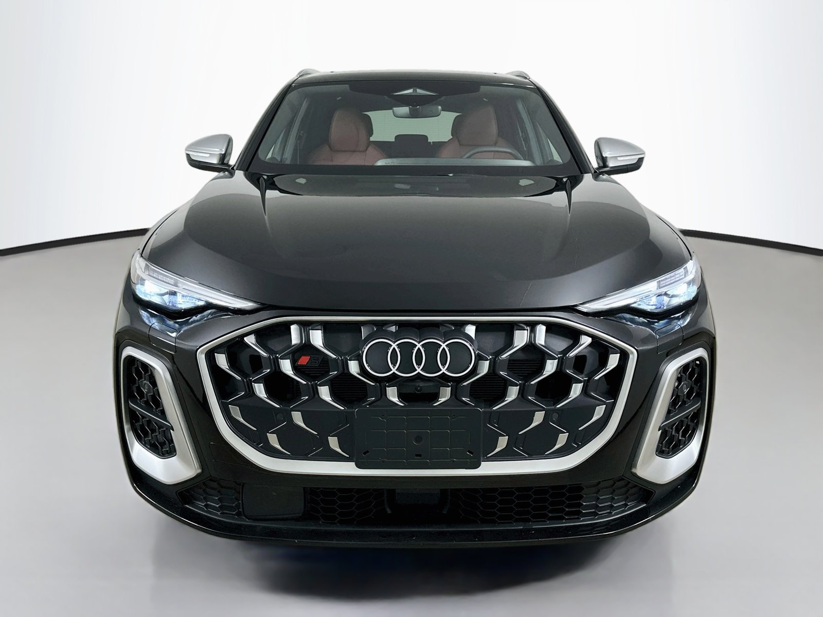 Certified 2025 Audi SQ5 Premium Plus AWD/4WD image 2