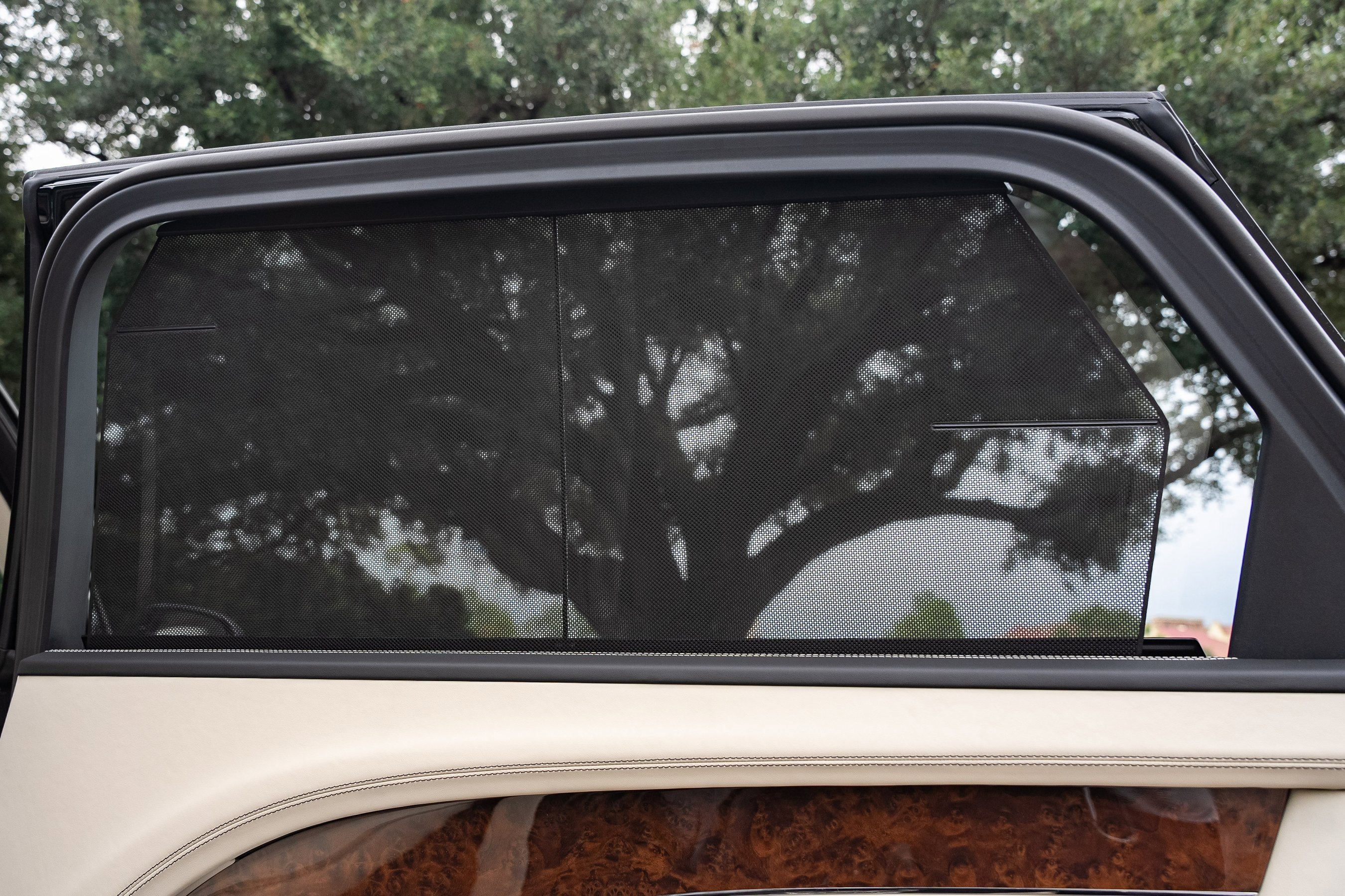 Used 2024 Bentley Bentayga Extended Wheelbase image 42