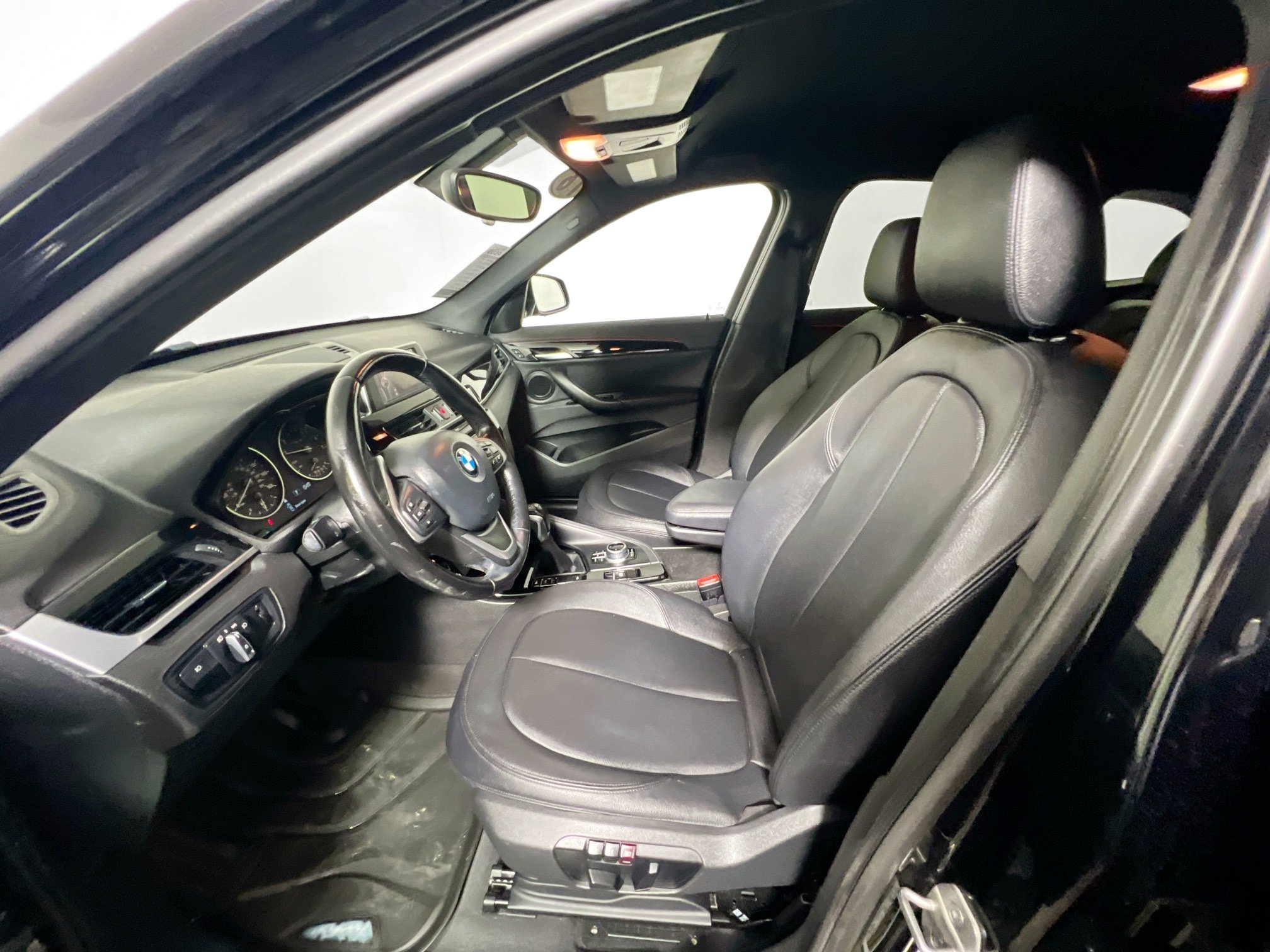 Used 2016 BMW X1 xDrive28i AWD/4WD image 14
