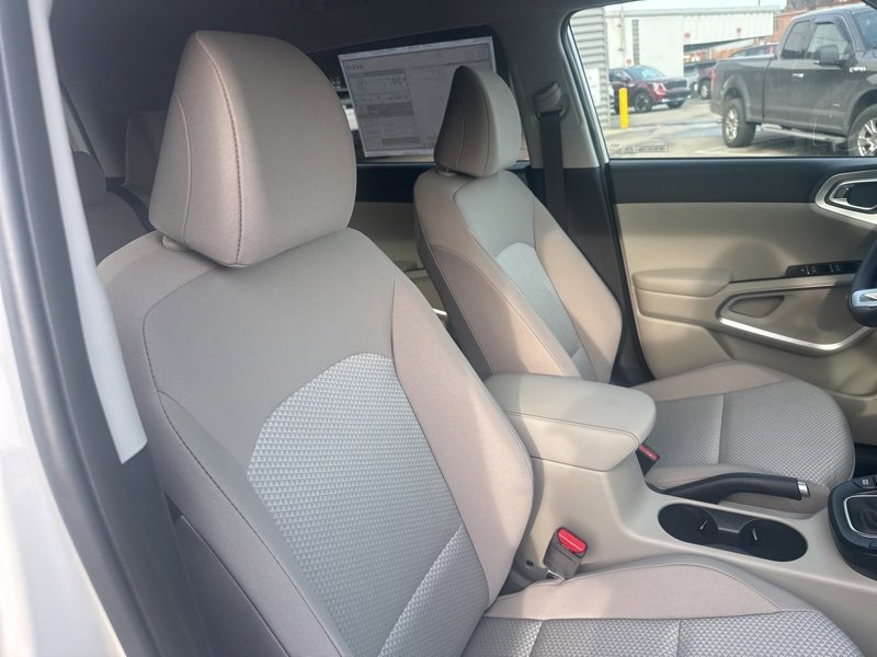 New 2025 Kia Soul LX w/ LX Technology Package image 14