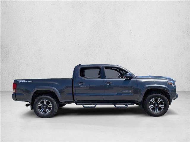 Used 2016 Toyota Tacoma TRD Sport RWD image 4