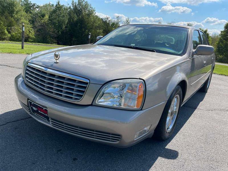 Used 2003 Cadillac De Ville w/ Comfort & Convenience Package FWD image 39
