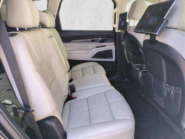 Used 2022 Kia Telluride EX image 24