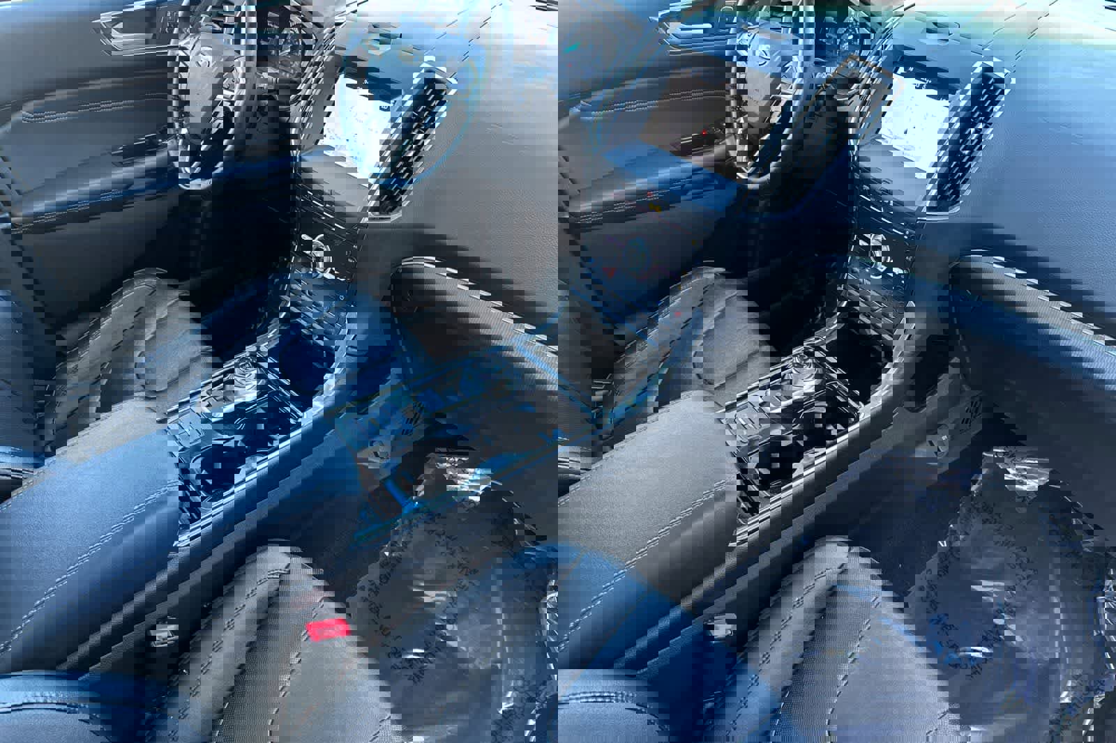 Used 2019 Ford Edge Titanium w/ Equipment Group 301A image 17