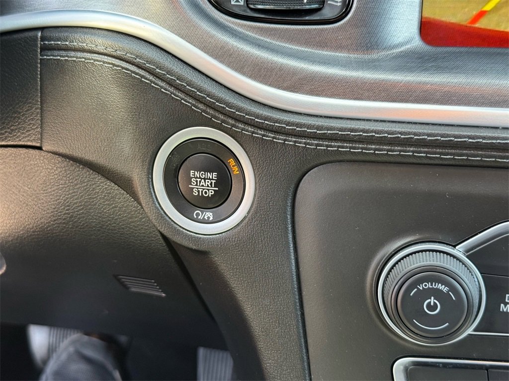 Used 2022 Dodge Charger Scat Pack w/ Daytona Edition Group image 32