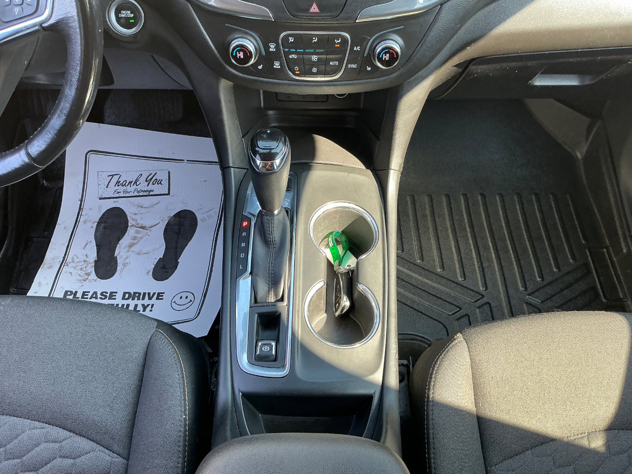 Used 2019 Chevrolet Equinox LT w/ Sun & Navigation Package image 21