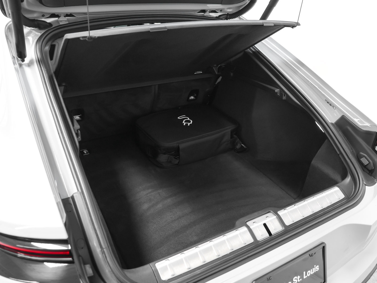 Certified 2026 Porsche Panamera 4 E-Hybrid AWD/4WD image 20