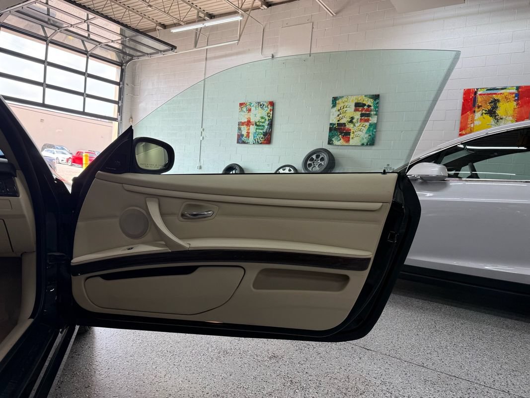 Used 2013 BMW 335i xDrive Coupe AWD/4WD image 15