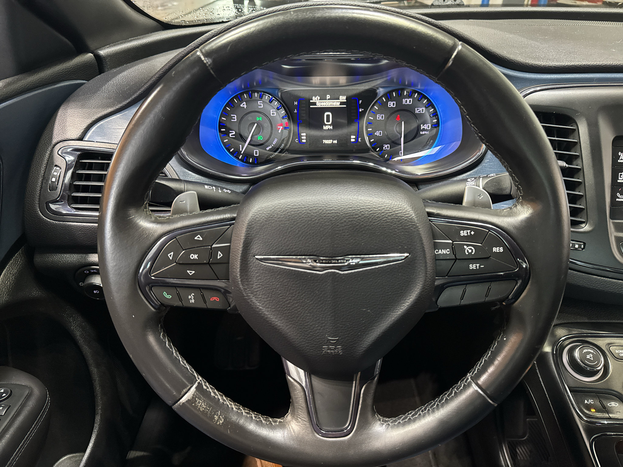 Used 2015 Chrysler 200 S FWD image 19