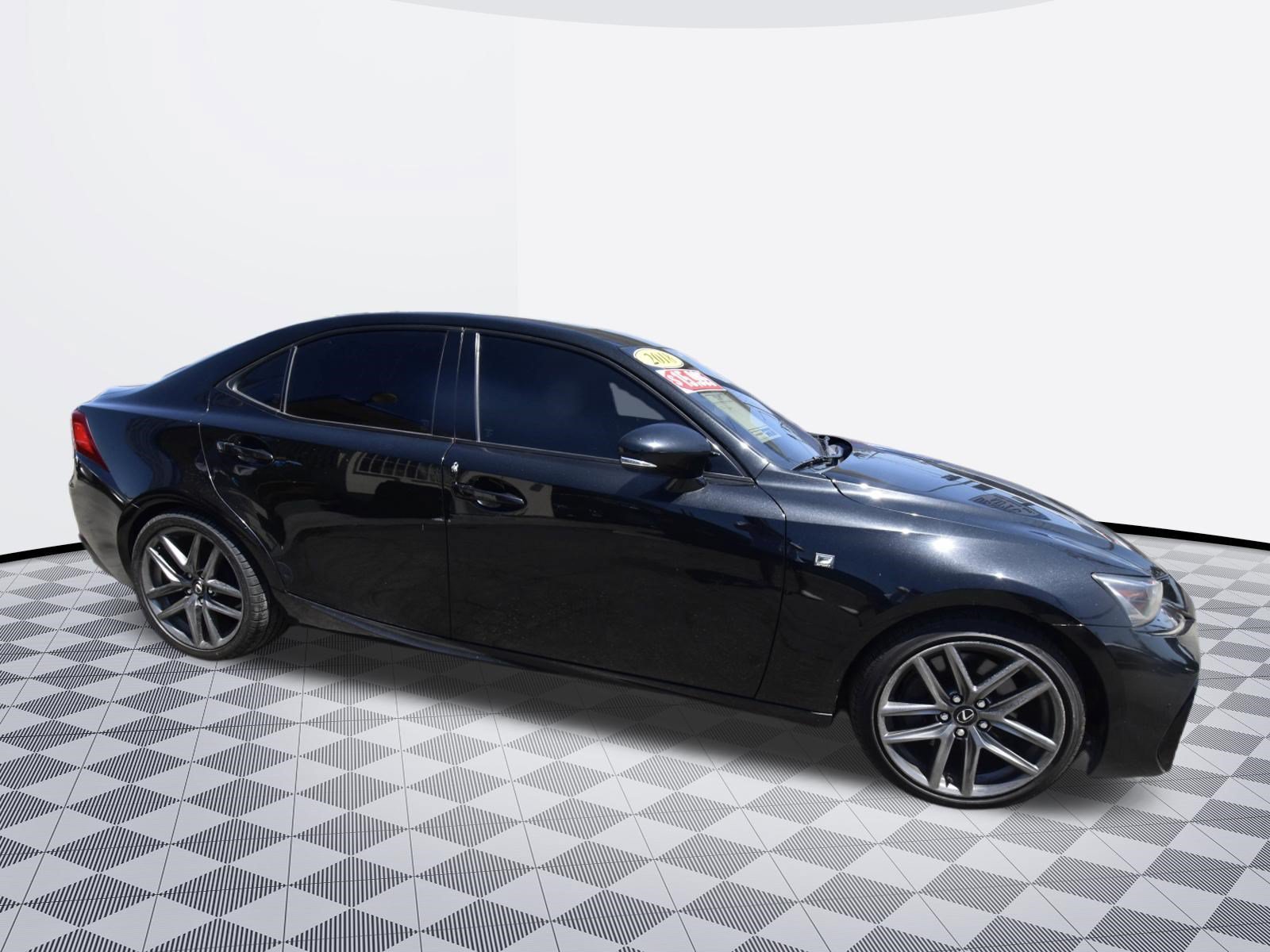 Used 2018 Lexus IS 300 F Sport RWD image 3