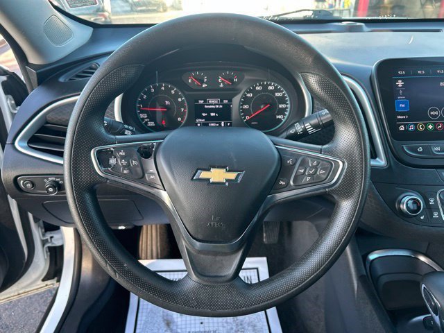 Used 2024 Chevrolet Malibu LT FWD image 16
