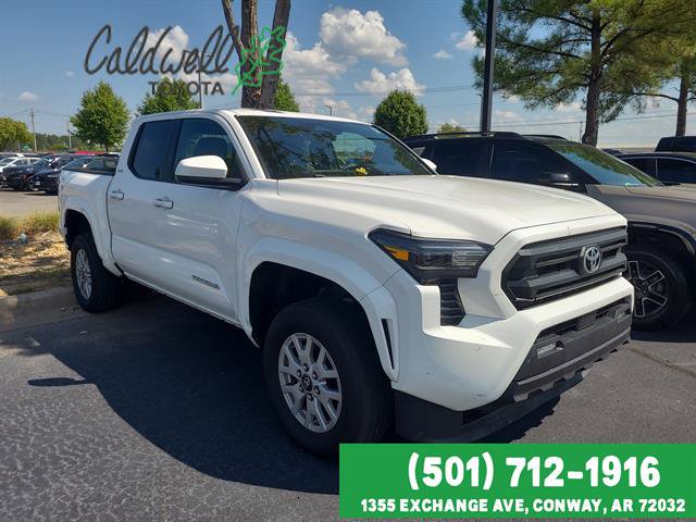 Used 2025 Toyota Tacoma SR5 AWD/4WD image 3