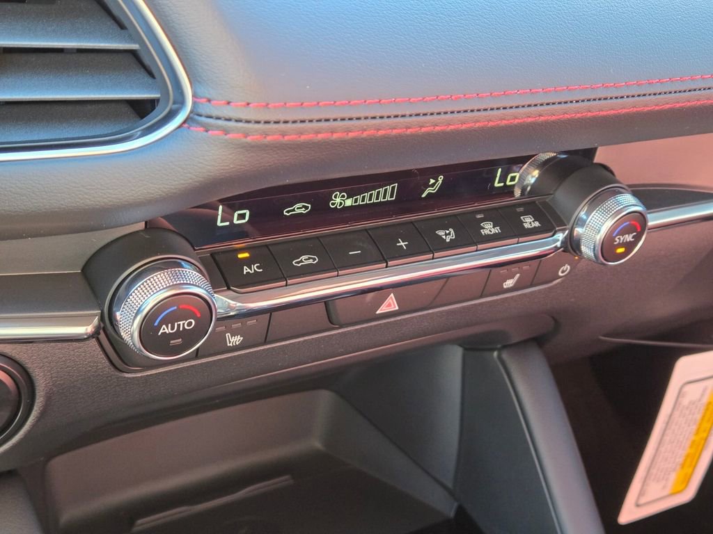 New 2026 MAZDA MAZDA3 Carbon image 29