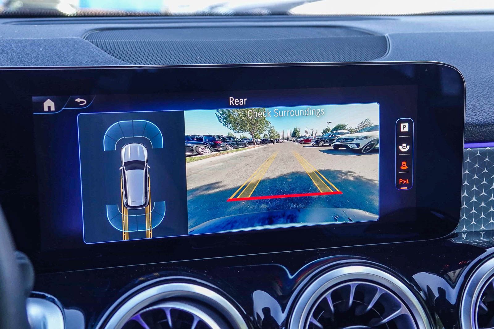 Used 2024 Mercedes-Benz EQB 350 4MATIC SUV image 23