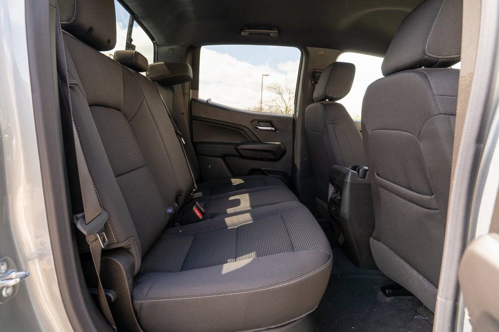 New 2025 Chevrolet Colorado LT image 13