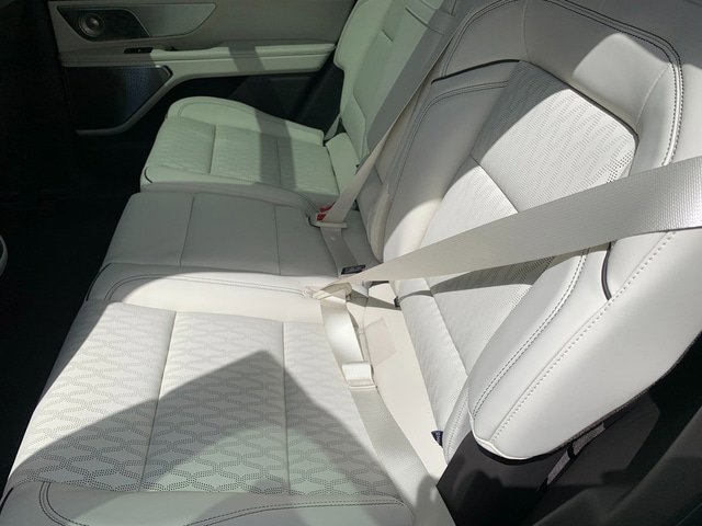 New 2026 Lincoln Nautilus Black Label w/ Jet Appearance Package AWD/4WD image 23