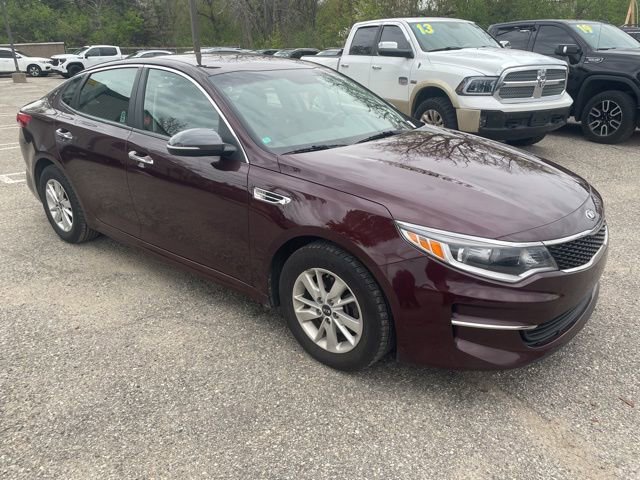 Used 2017 Kia Optima LX w/ Convenience Plus Package FWD image 7