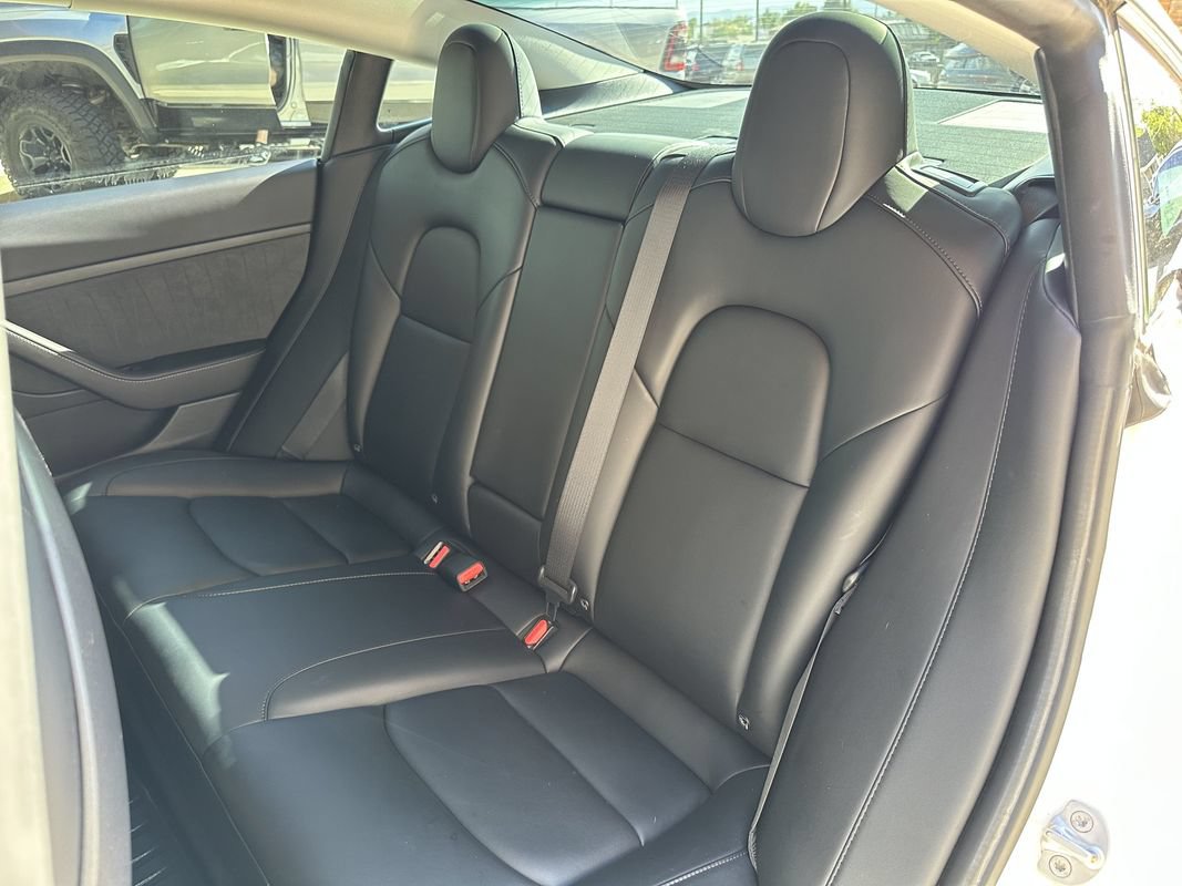 Used 2022 Tesla Model 3 Long Range AWD/4WD image 19