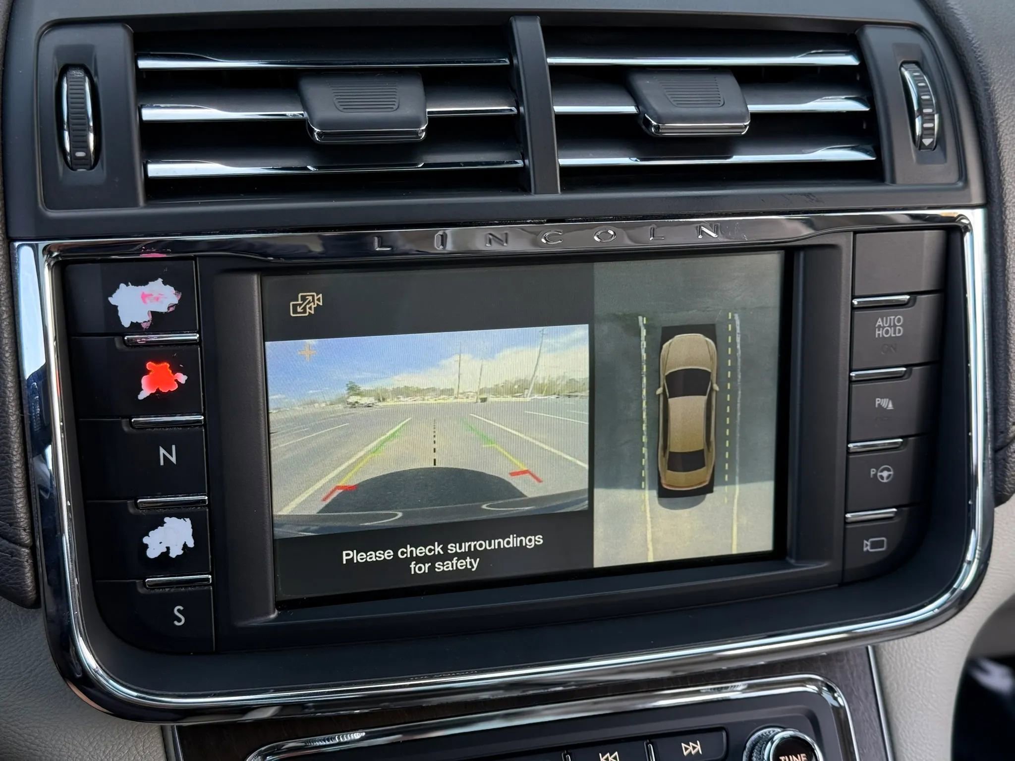 Used 2018 Lincoln Continental Reserve image 23