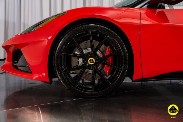 New 2025 Lotus Emira image 8