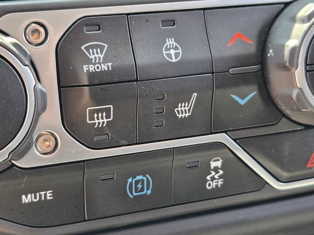 Used 2023 Jeep Wrangler Unlimited w/ Cold Weather Group AWD/4WD image 21