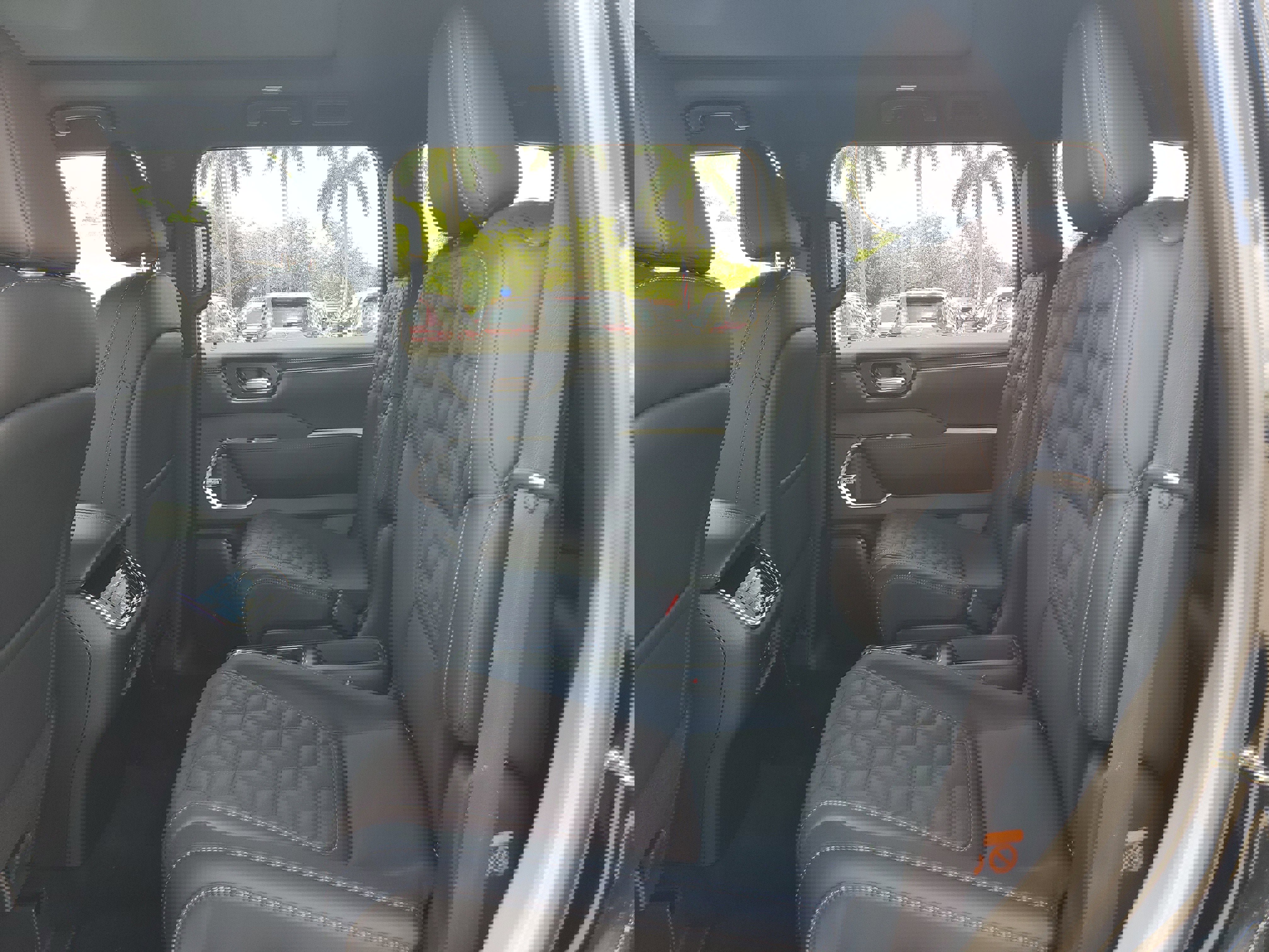 New 2025 Nissan Armada Platinum image 11