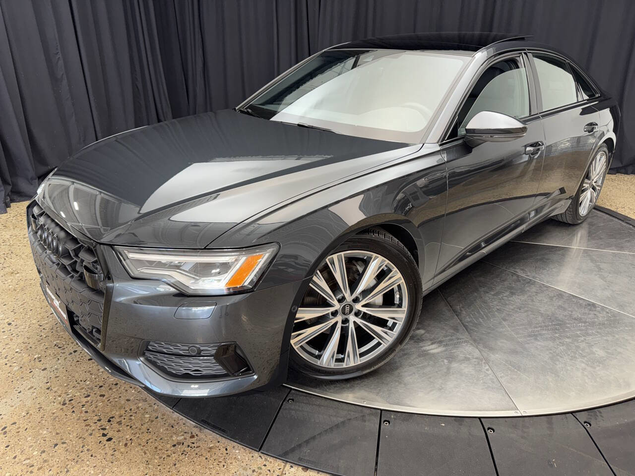 Used 2024 Audi A6 2.0T Premium w/ Convenience Package image 2