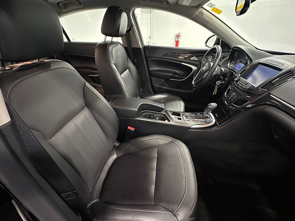 Used 2016 Buick Regal FWD image 23