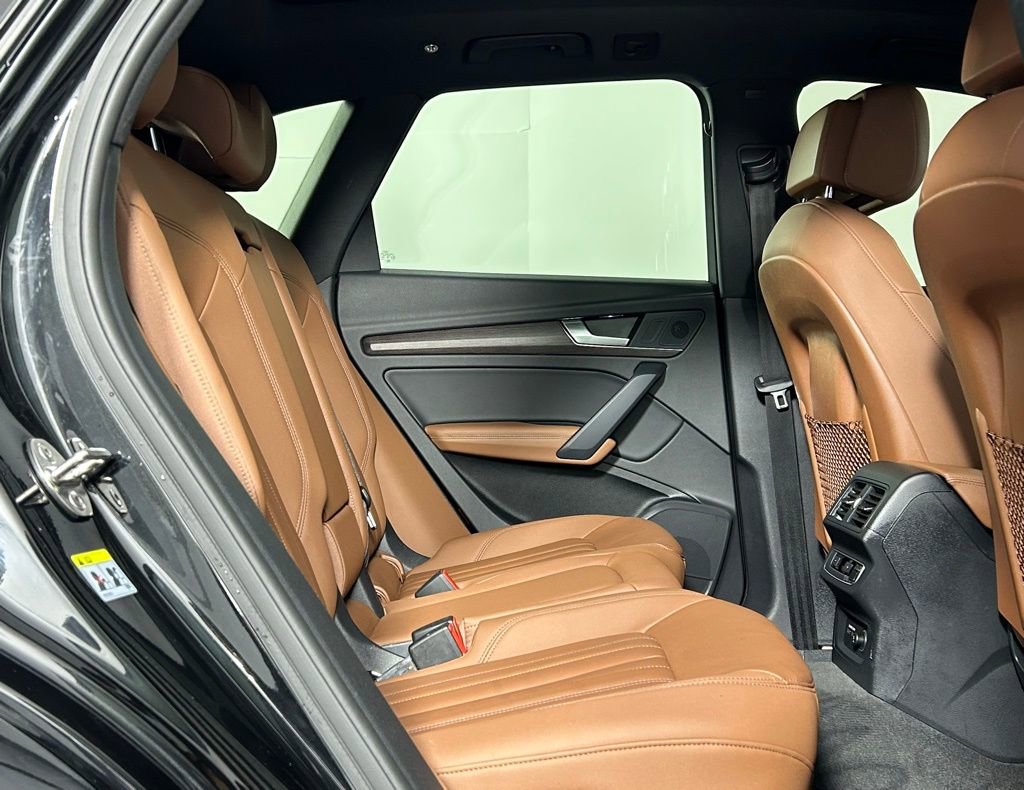 Used 2021 Audi Q5 2.0T Premium Plus w/ Premium Plus Package image 13