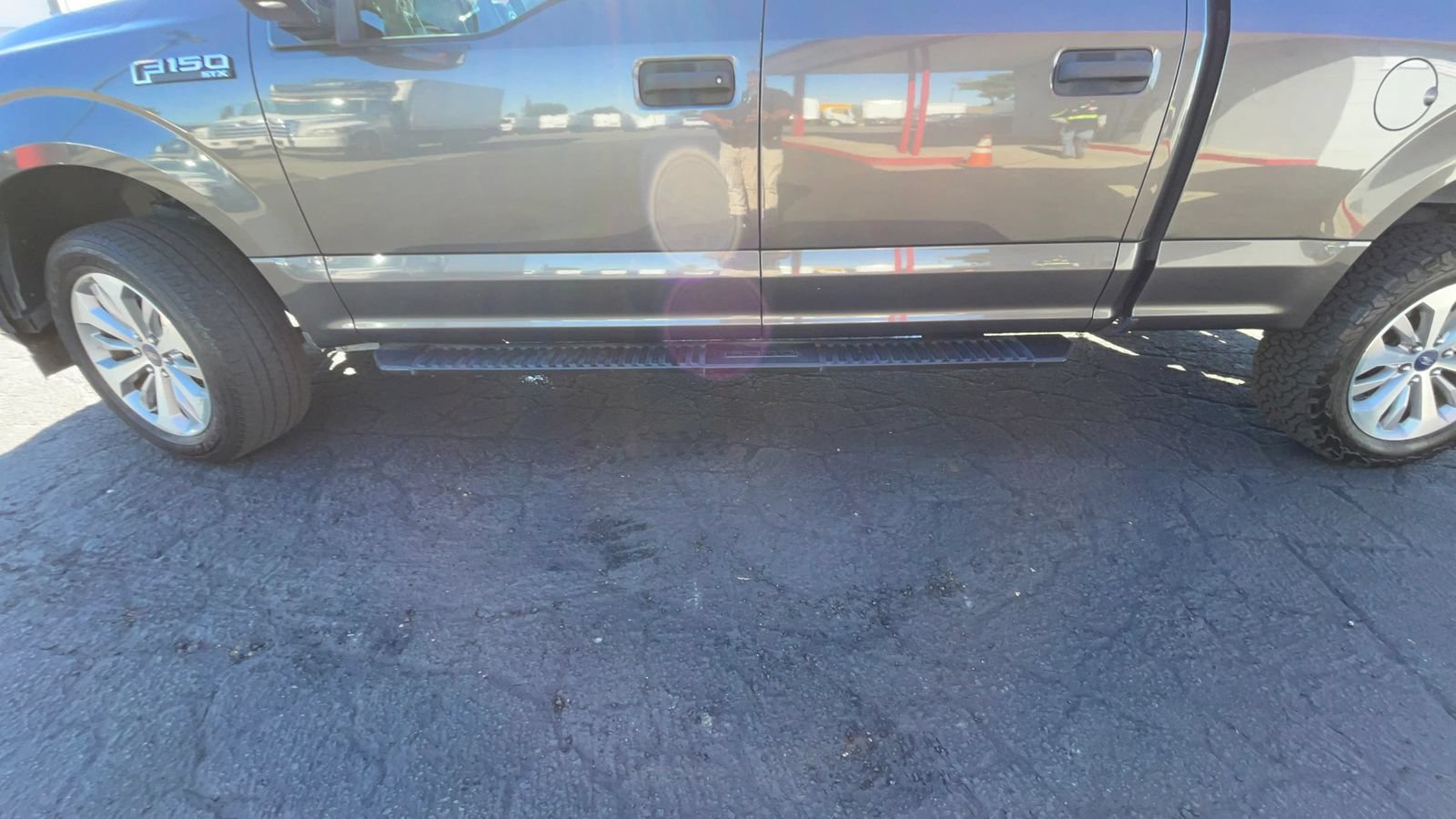 Used 2018 Ford F150 XL w/ Equipment Group 101A Mid AWD/4WD image 32