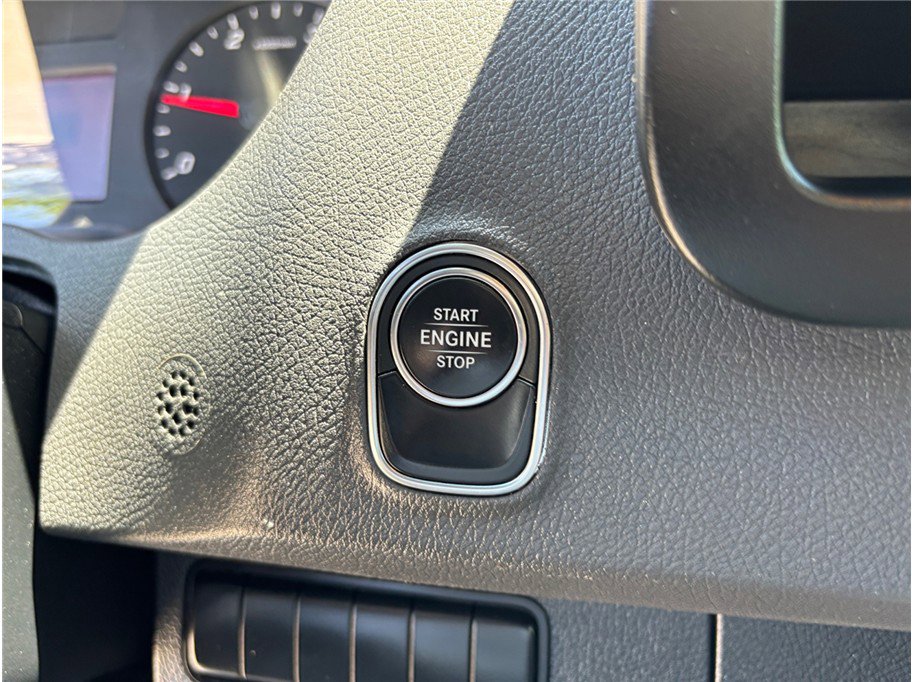 Used 2021 Mercedes-Benz Sprinter 4500 image 20