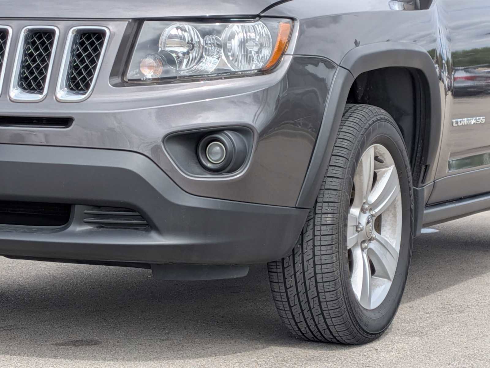 Used 2017 Jeep Compass Sport w/ Power Value Group AWD/4WD image 10