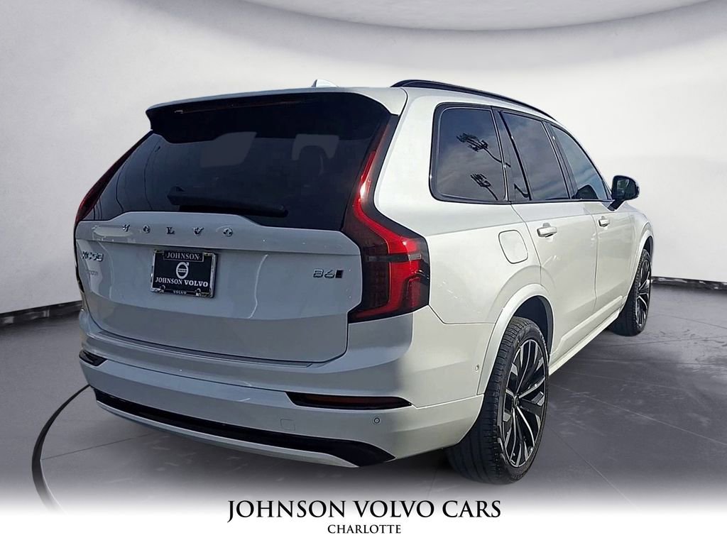 New 2026 Volvo XC90 B6 Ultra w/ Lounge Package image 8