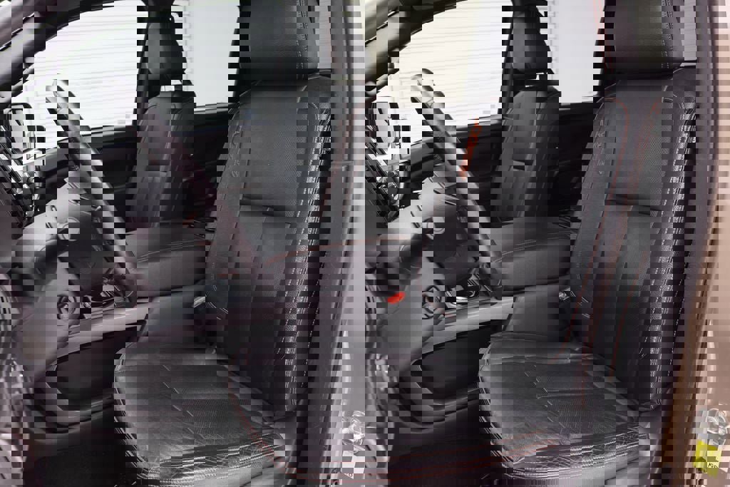 Used 2023 Nissan Titan PRO-4X w/ Pro-4x Convenience Package image 23