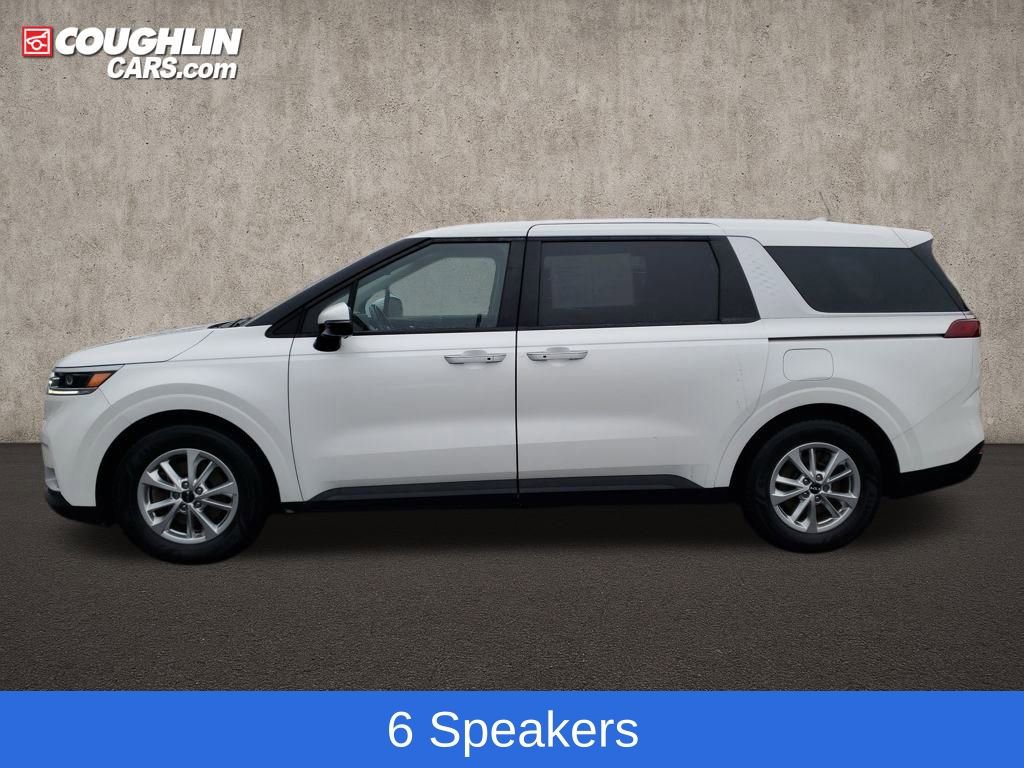 Used 2022 Kia Carnival LX image 5