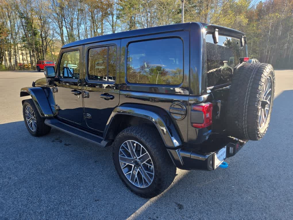 Used 2024 Jeep Wrangler High Altitude AWD/4WD image 6