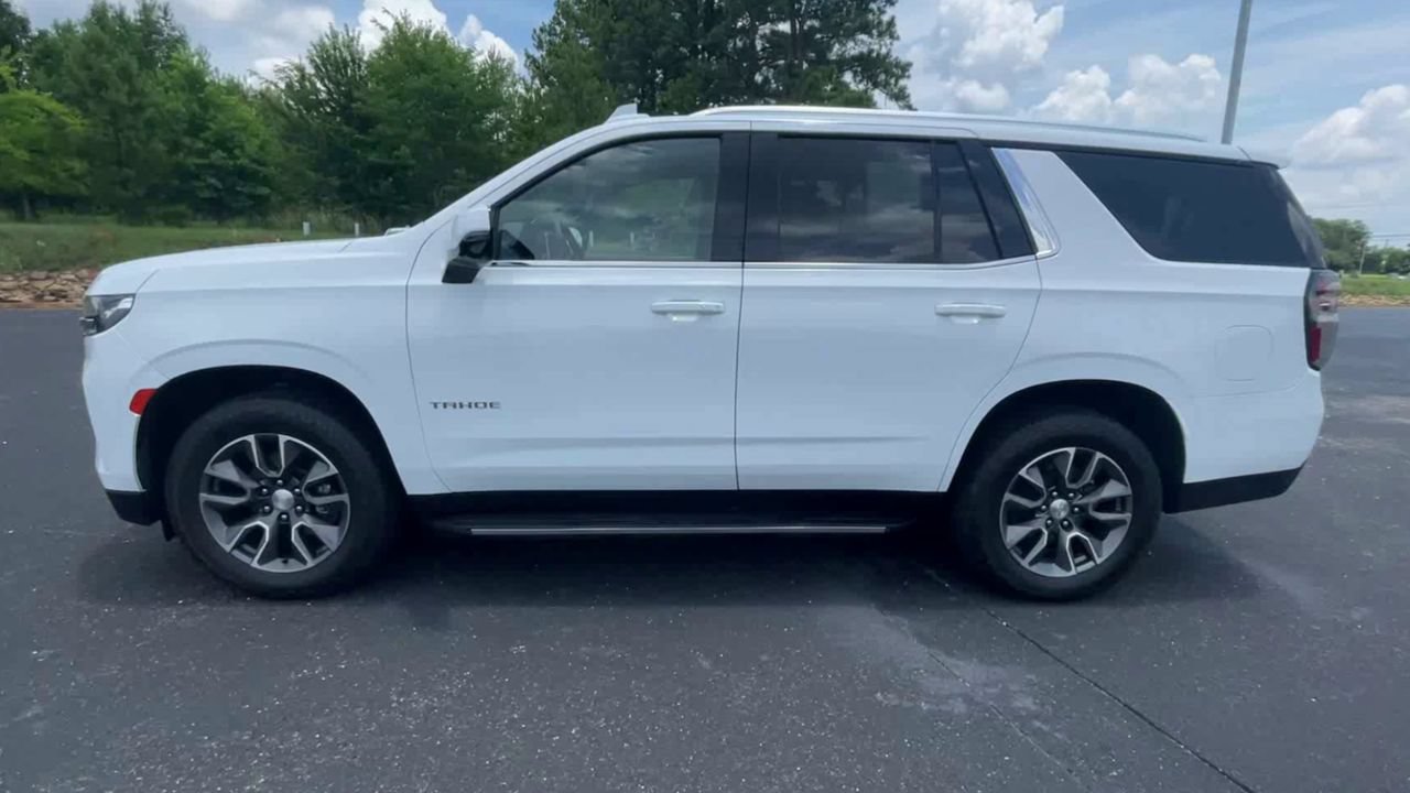 Used 2023 Chevrolet Tahoe LT w/ Luxury Package RWD image 5