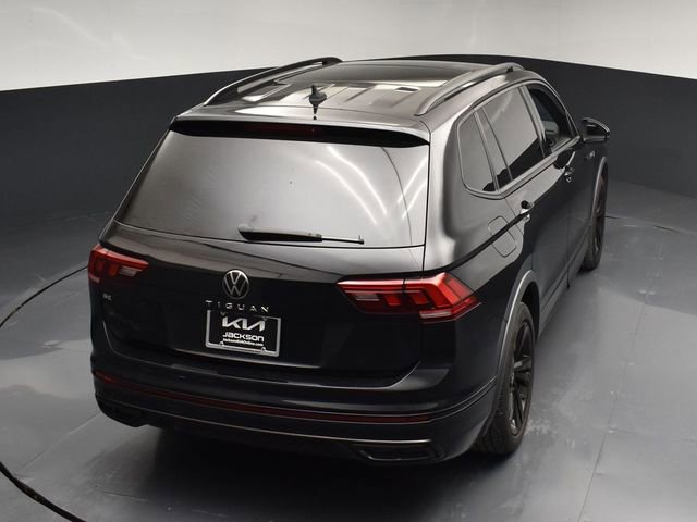 Used 2023 Volkswagen Tiguan SE R-Line image 49