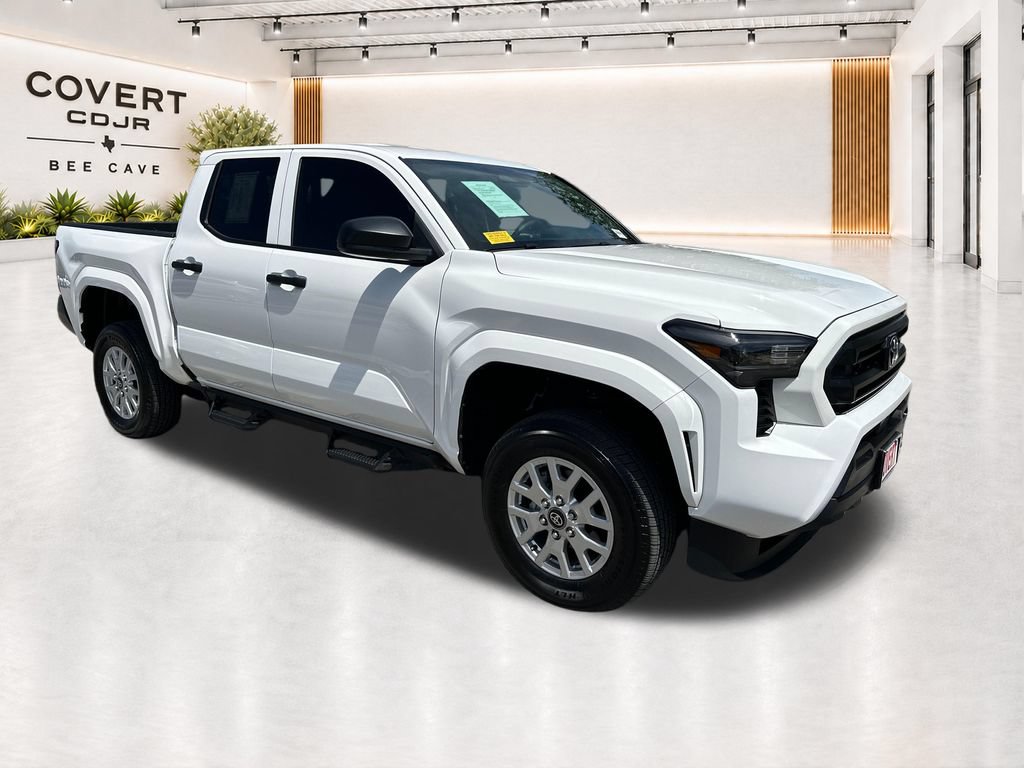 Used 2025 Toyota Tacoma SR AWD/4WD image 1