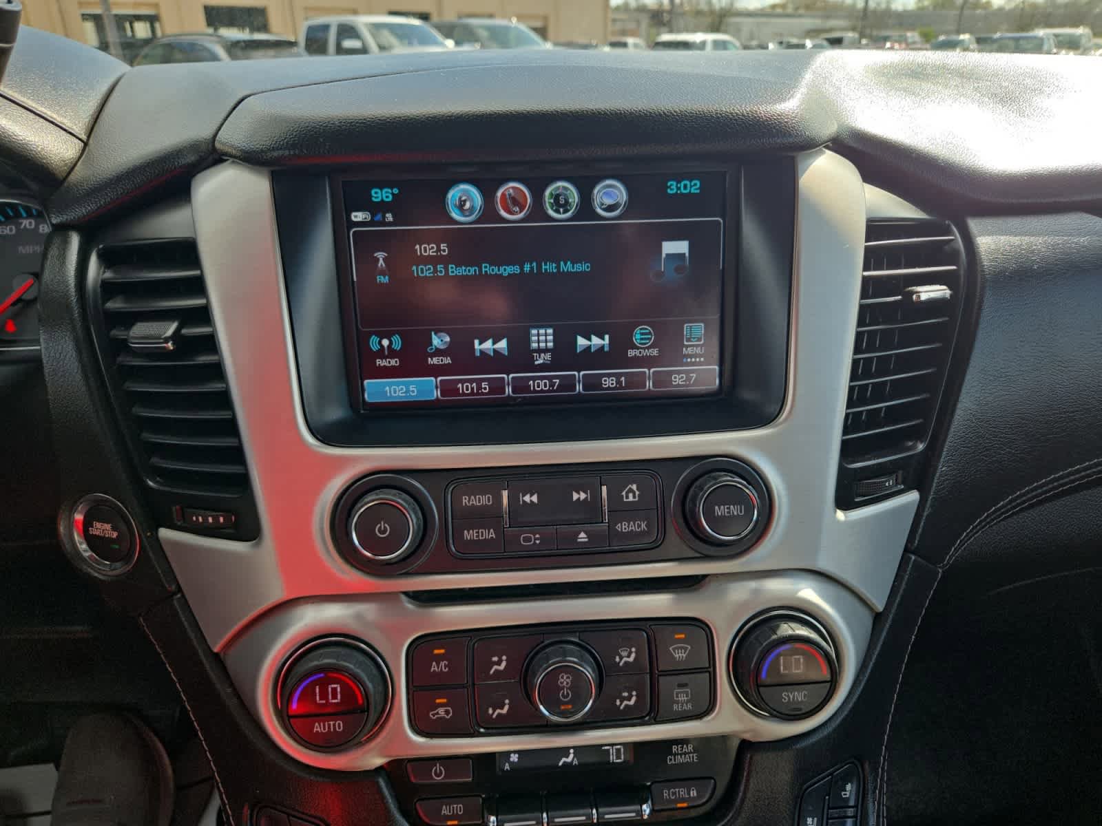 Used 2019 GMC Yukon XL SLT AWD/4WD image 16