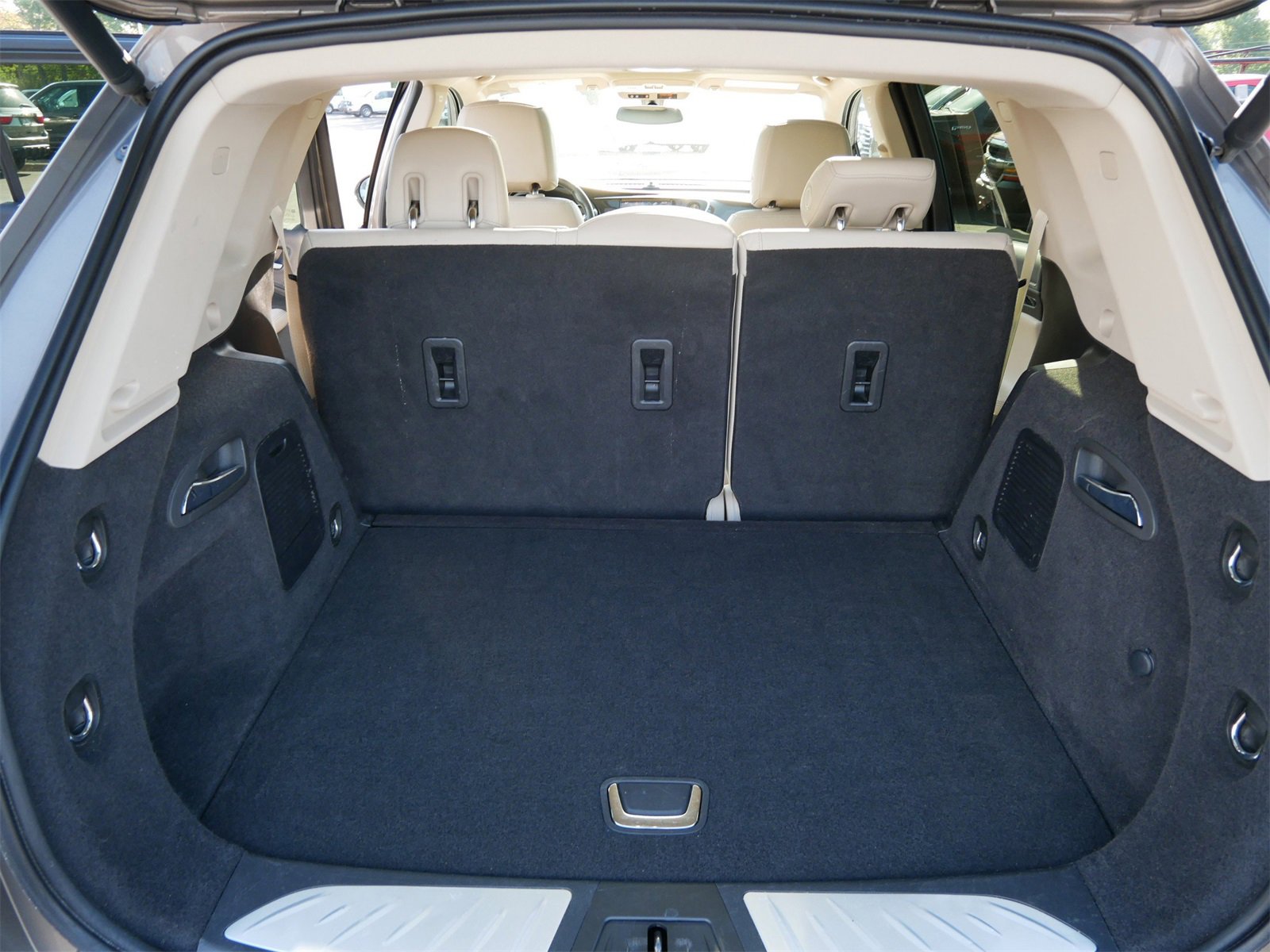 Used 2017 Buick Envision Essence image 10