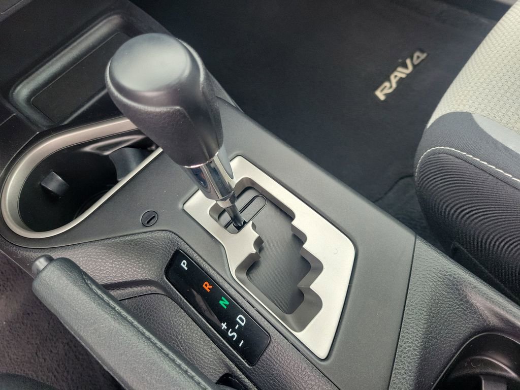 Used 2017 Toyota RAV4 XLE image 28