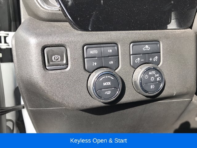Used 2022 Chevrolet Silverado 1500 RST AWD/4WD image 32